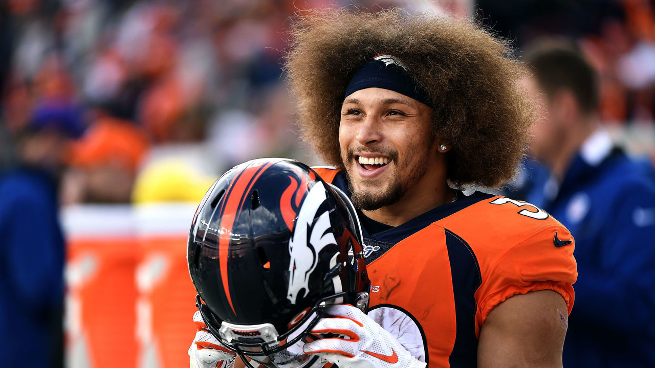 DENVER, CO - NOVEMBER 3: Denver Broncos running back Phillip Lindsay #30 feeling good in the first half as the Denver Broncos take one the Cleveland Browns at Empower Field at Mile High in Denver, Colorado on November 3, 2019.