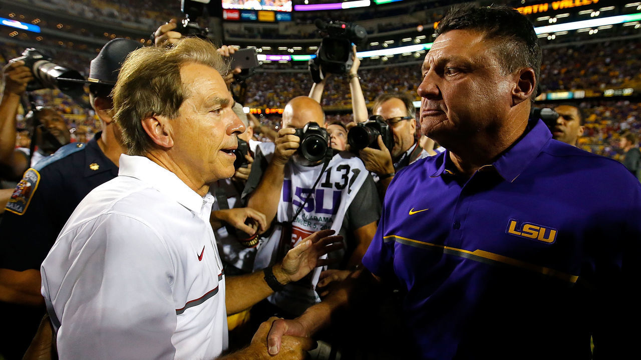 BATON ROUGE, LA - NOVEMBER 05: Head coach Nick Saban of the Alabama Crimson Tide shakes hands with head coach Ed Orgeron of the LSU Tigers after their 10-0 win at Tiger Stadium on November 5, 2016 in Baton Rouge, Louisiana.