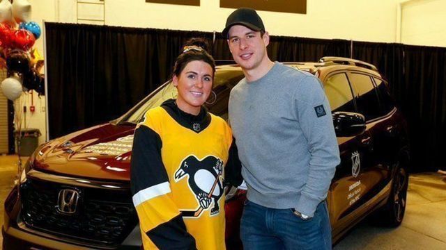 Crosby donates All-Star Game MVP car to veteran
