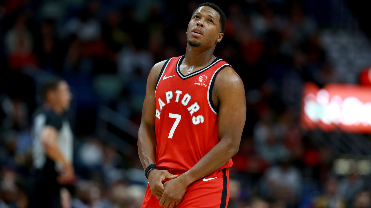 NEW ORLEANS, LOUISIANA - NOVEMBER 08: Kyle Lowry #7 of the Toronto Raptors holds his left thumb after sustaining an injury during a NBA game against the New Orleans Pelicans at the Smoothie King Center on November 08, 2019 in New Orleans, Louisiana.