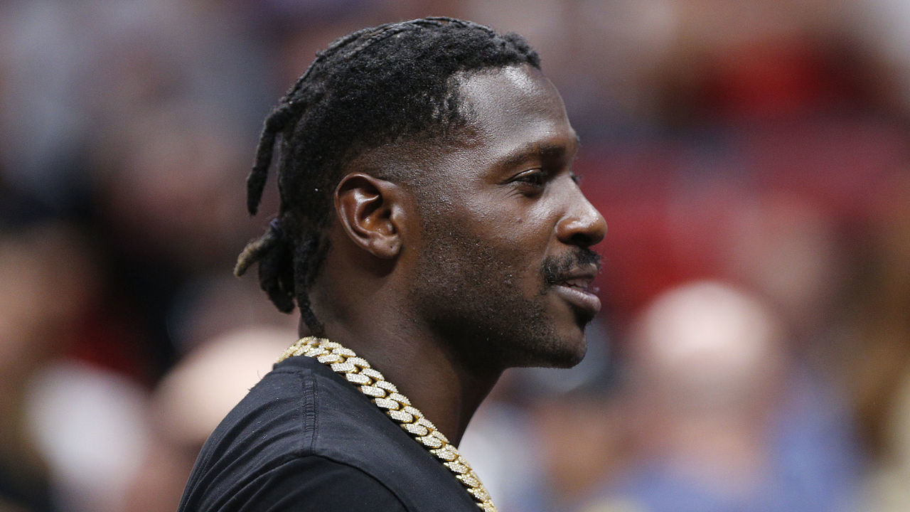 MIAMI, FLORIDA - OCTOBER 23: NFL wide reciever Antonio Brown looks on courtside during the second half between the Miami Heat and the Memphis Grizzlies at American Airlines Arena on October 23, 2019 in Miami, Florida. NOTE TO USER: User expressly acknowledges and agrees that, by downloading and/or using this photograph, user is consenting to the terms and conditions of the Getty Images License Agreement.