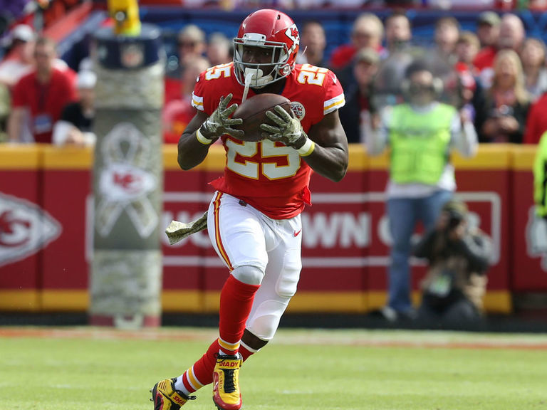 Chiefs' McCoy a healthy scratch vs. Titans | theScore.com