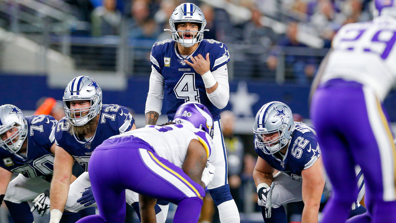 ARLINGTON, TX - NOVEMBER 10: Dallas Cowboys Quarterback Dak Prescott (4) calls an audible during the game between the Minnesota Vikings and Dallas Cowboys on November 10, 2019 at AT&T Stadium in Arlington, TX.