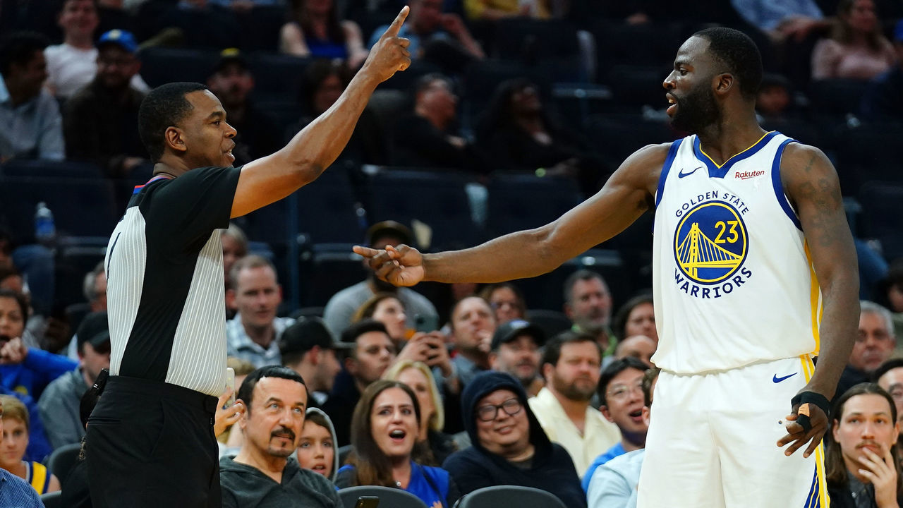 SAN FRANCISCO, CALIFORNIA - NOVEMBER 11: Draymond Green #23 of the Golden State Warriors is ejected by referee Sean Wright #4 during the second half against the Utah Jazz at Chase Center on November 11, 2019 in San Francisco, California. NOTE TO USER: User expressly acknowledges and agrees that, by downloading and/or using this photograph, user is consenting to the terms and conditions of the Getty Images License Agreement.