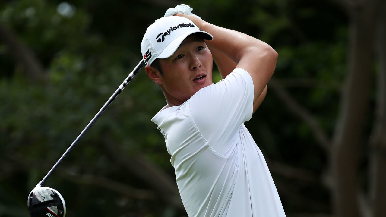 PLAYA DEL CARMEN, MEXICO - NOVEMBER 15: Danny Lee of New Zealand plays his shot from the 18th tee during the first round of the Mayakoba Golf Classic at El Camaleon Mayakoba Golf Course on November 15, 2019 in Playa del Carmen, Mexico.