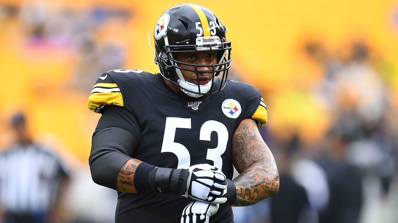 PITTSBURGH, PA - OCTOBER 06: Maurkice Pouncey #53 of the Pittsburgh Steelers in action during the game against the Baltimore Ravens at Heinz Field on October 6, 2019 in Pittsburgh, Pennsylvania.