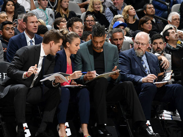 SAN ANTONIO, TX - NOVEMBER 16: The San Antonio Spurs coaching staff looks over plays during the game against the Portland Trail Blazers on November 16, 2019 at the AT&T Center in San Antonio, Texas. Mandatory Copyright Notice: Copyright 2019 NBAE (Photos by Logan Riely/NBAE via Getty Images)