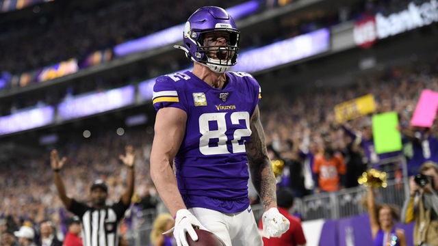 MINNEAPOLIS, MINNESOTA - NOVEMBER 17: Kyle Rudolph #82 of the Minnesota Vikings celebrates a touchdown pass reception against the Denver Broncos in the fourth quarter at U.S. Bank Stadium on November 17, 2019 in Minneapolis, Minnesota.