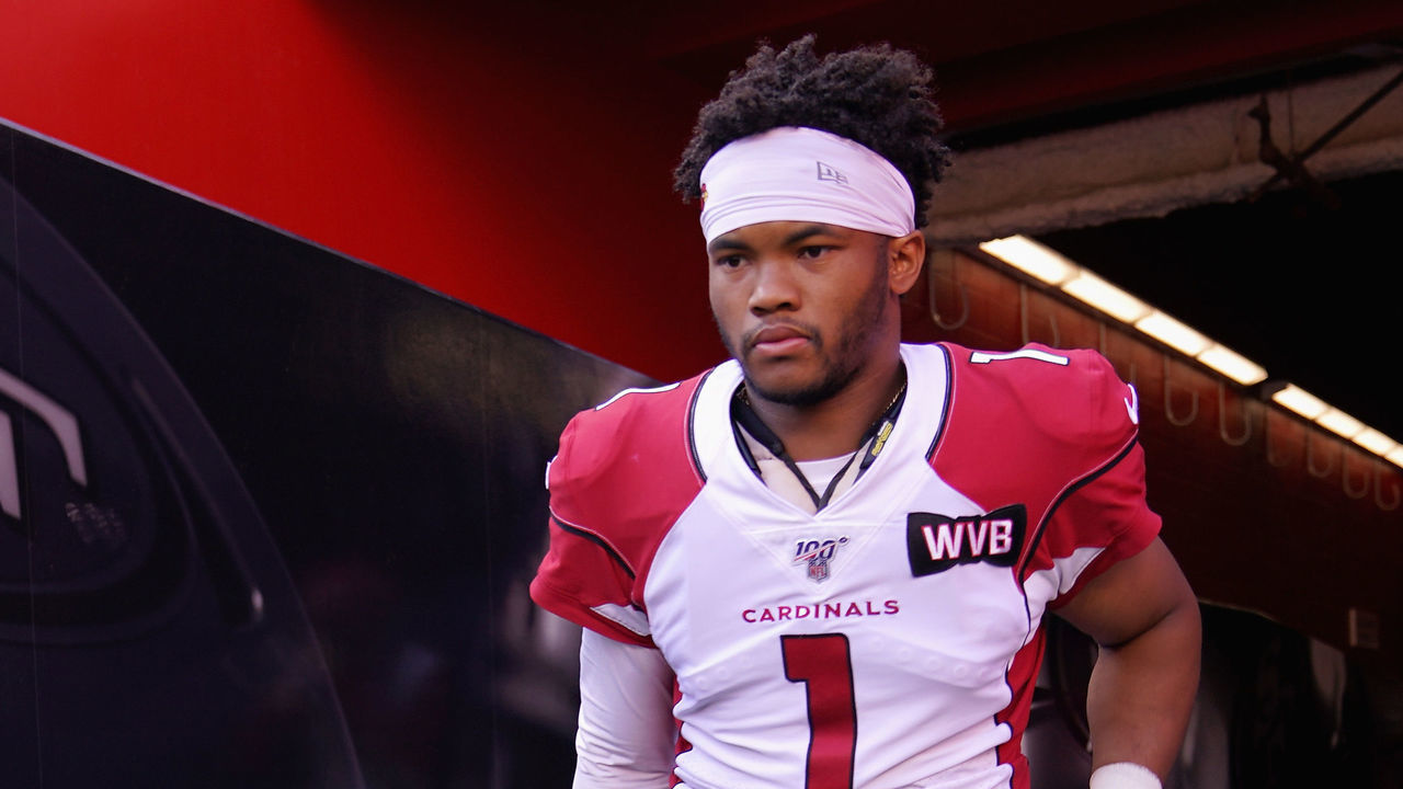 SANTA CLARA, CALIFORNIA - NOVEMBER 17: Quarterback Kyler Murray #1 of the Arizona Cardinals runs onto the field before the NFL game against the San Francisco 49ers at Levi's Stadium on November 17, 2019 in Santa Clara, California.