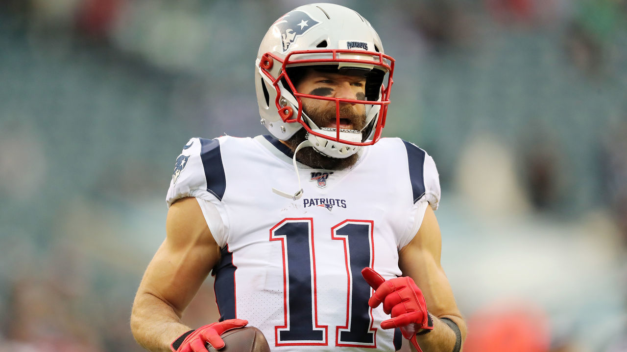 PHILADELPHIA, PENNSYLVANIA - NOVEMBER 17: Julian Edelman #11 of the New England Patriots warms up before the game against the Philadelphia Eagles at Lincoln Financial Field on November 17, 2019 in Philadelphia, Pennsylvania.