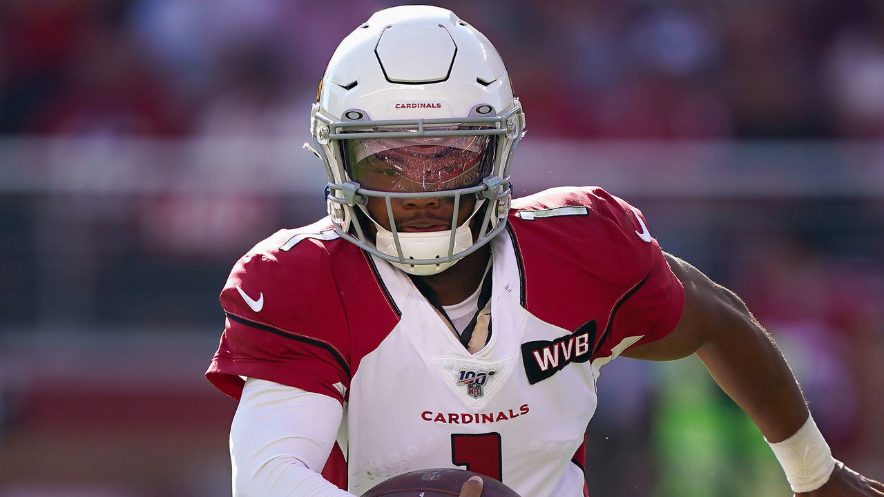 SANTA CLARA, CALIFORNIA - NOVEMBER 17: Quarterback Kyler Murray #1 of the Arizona Cardinals scrambles with the football against the San Francisco 49ers during the first half of the NFL game at Levi's Stadium on November 17, 2019 in Santa Clara, California.