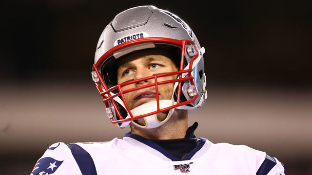PHILADELPHIA, PENNSYLVANIA - NOVEMBER 17: Tom Brady #12 of the New England Patriots reacts during the first half against the Philadelphia Eagles at Lincoln Financial Field on November 17, 2019 in Philadelphia, Pennsylvania.