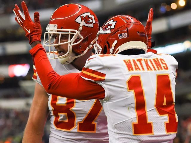 Kansas City Chiefs tight end Ross Travis during an NFL game between News  Photo - Getty Images