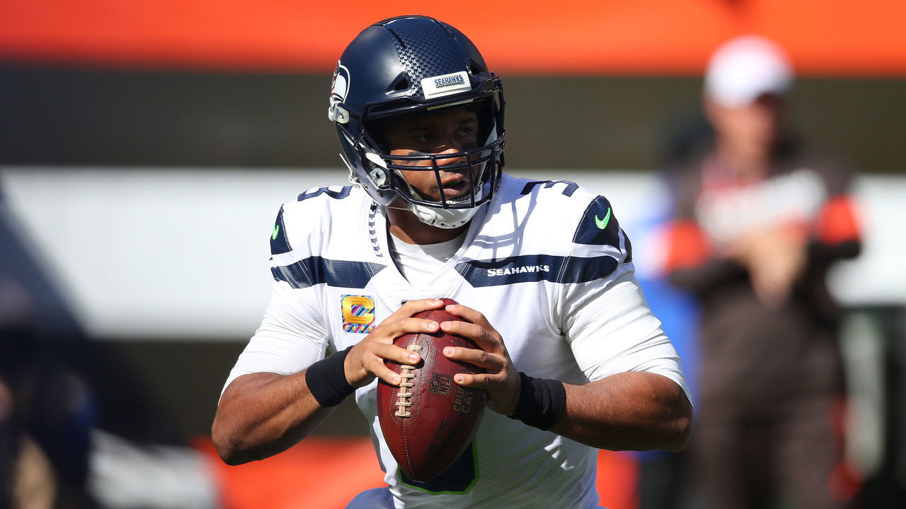 CLEVELAND, OHIO - OCTOBER 13: Russell Wilson #3 of the Seattle Seahawks plays against the Cleveland Browns at FirstEnergy Stadium on October 13, 2019 in Cleveland, Ohio.