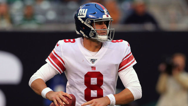 EAST RUTHERFORD, NEW JERSEY - NOVEMBER 10: Quarterback Daniel Jones #8 of the New York Giants passes the ball against the New York Jets in the second half at MetLife Stadium on November 10, 2019 in East Rutherford, New Jersey..