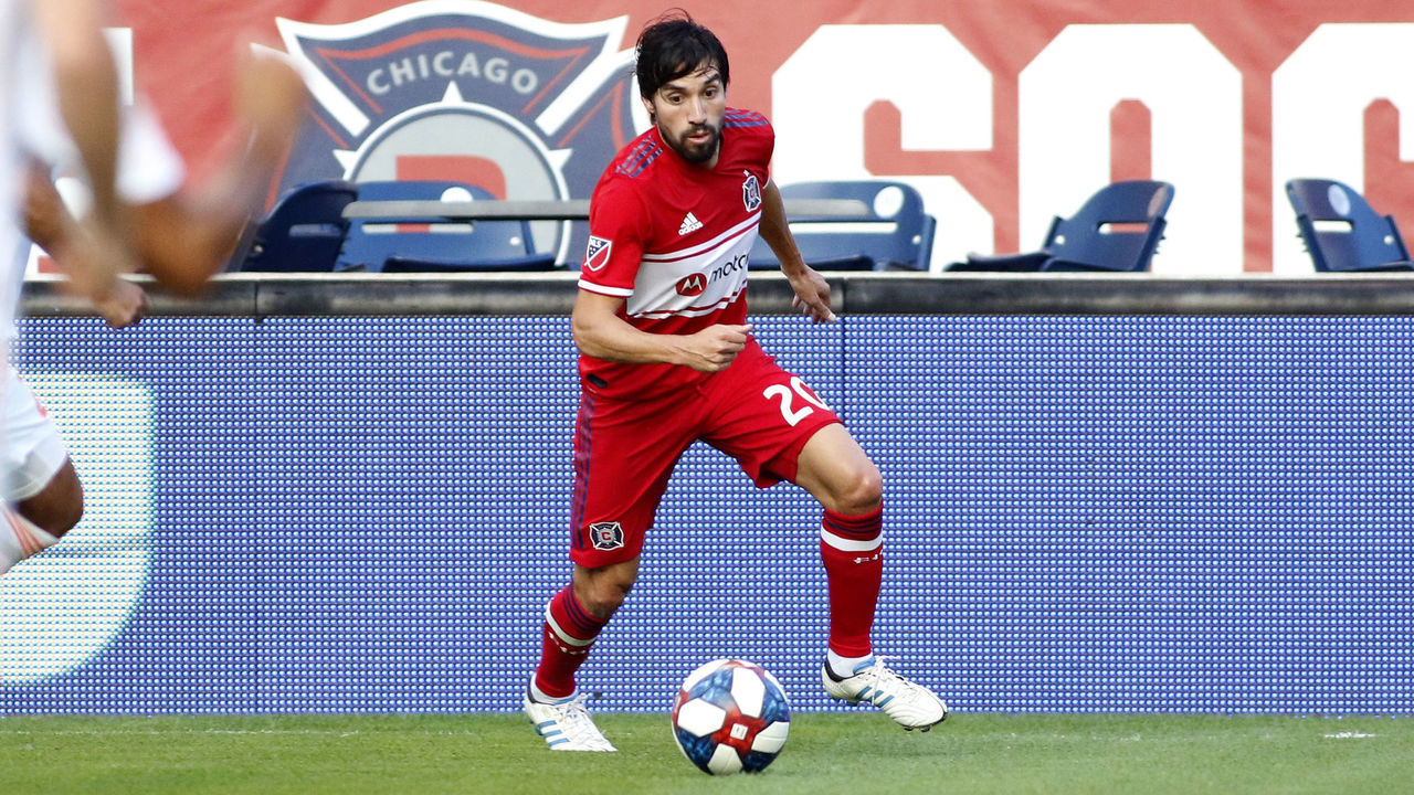 BRIDGEVIEW, ILLINOIS - JULY 03: Nicolas Gaitan #20 of the Chicago Fire controls the ball in the match against the Atlanta United FC at SeatGeek Stadium on July 03, 2019 in Bridgeview, Illinois.