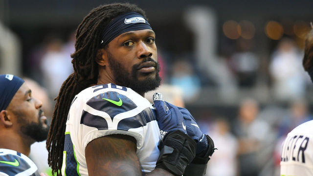 ATLANTA, GA - OCTOBER 27: Seattle Seahawks Linebacker Jadeveon Clowney (90) before the NFL game between the Seattle Seahawks and the Atlanta Falcons on October 27, 2019, at Mercedes-Benz Stadium in Atlanta, GA.