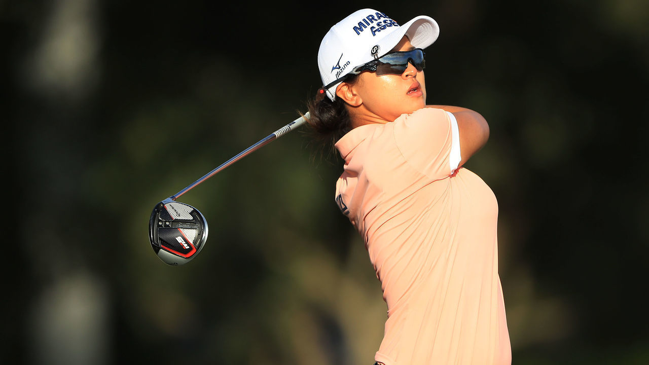 NAPLES, FLORIDA - NOVEMBER 22: Sei Young Kim of South Korea plays her shot from the 18th tee during the second round of the CME Group Tour Championship at Tiburon Golf Club on November 22, 2019 in Naples, Florida.