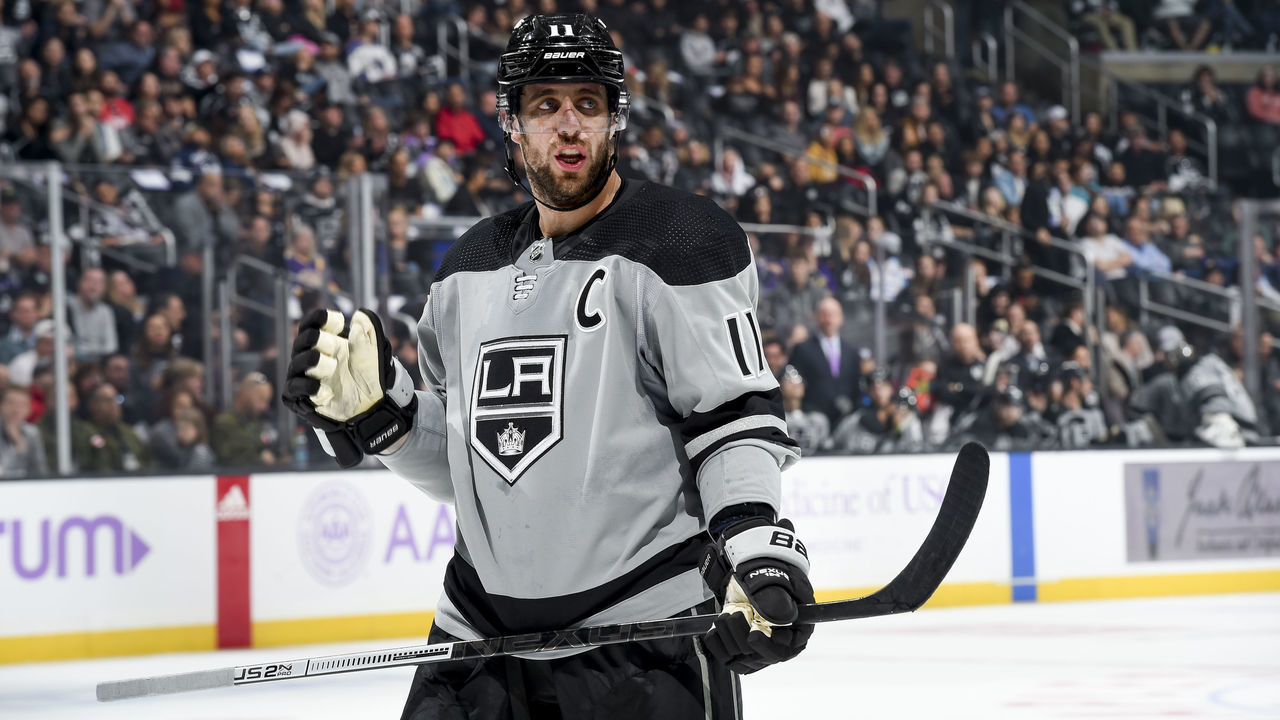 LOS ANGELES, CA - NOVEMBER 23: Anze Kopitar #11 of the Los Angeles Kings talks during the third period of the game against the Arizona Coyotes at STAPLES Center on November 23, 2019 in Los Angeles, California.