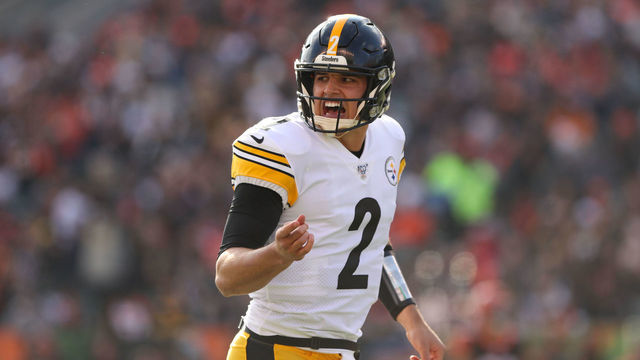 CINCINNATI, OH - NOVEMBER 24: Pittsburgh Steelers quarterback Mason Rudolph (2) reacts during the game against the Pittsburgh Steelers and the Cincinnati Bengals on November 24th 2019, at Paul Brown Stadium in Cincinnati, OH.