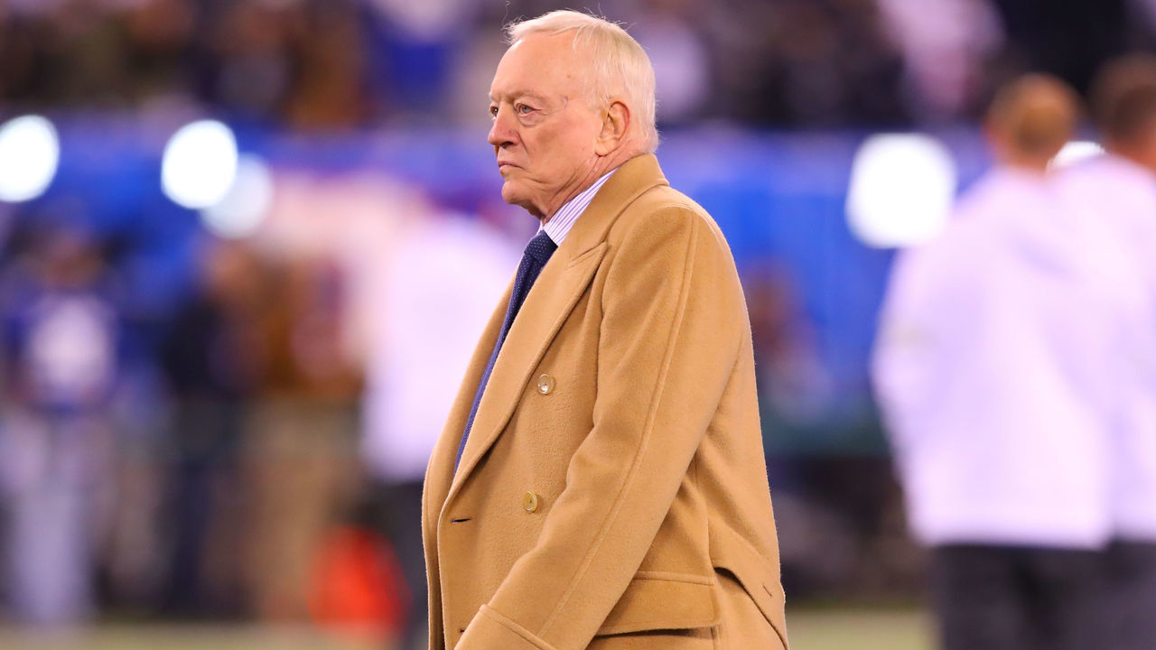 EAST RUTHERFORD, NJ - NOVEMBER 04: Dallas Cowboys Owner Jerry Jones prior to the National Football League game between the New York Giants and the Dallas Cowboys on November 4, 2019 at MetLife Stadium in East Rutherford, NJ.