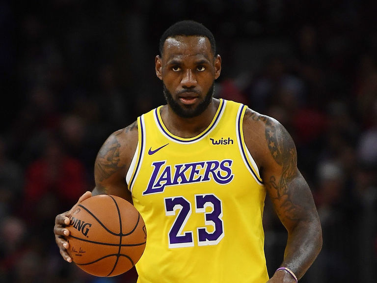 LeBron 5th player to make 12K field goals