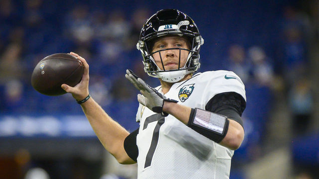 INDIANAPOLIS, IN - NOVEMBER 17: Nick Foles #7 of the Jacksonville Jaguars warms-up before the start of the game against the Indianapolis Colts at Lucas Oil Stadium on November 17, 2019 in Indianapolis, Indiana.