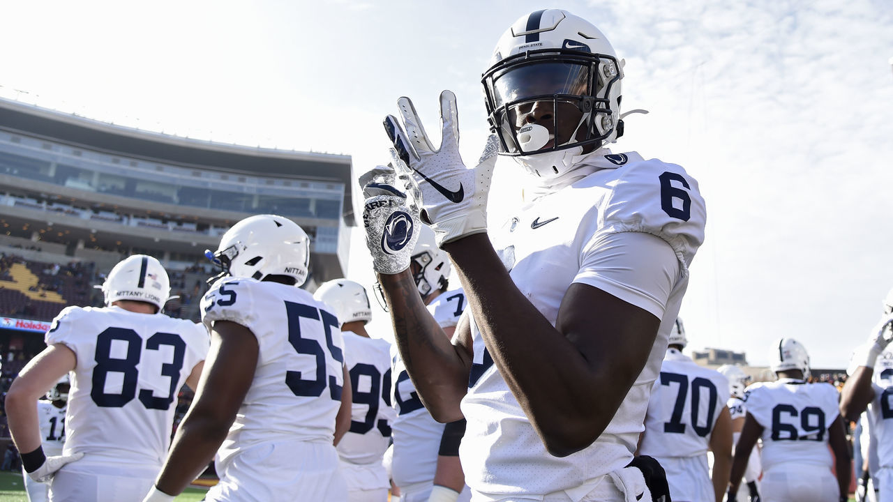 MINNEAPOLIS, MINNESOTA - NOVEMBER 09: Wide receiver Justin Shorter #6 of the Penn State Nittany Lions looks on before playing against the Minnesota Golden Gophers at TCFBank Stadium on November 09, 2019 in Minneapolis, Minnesota.