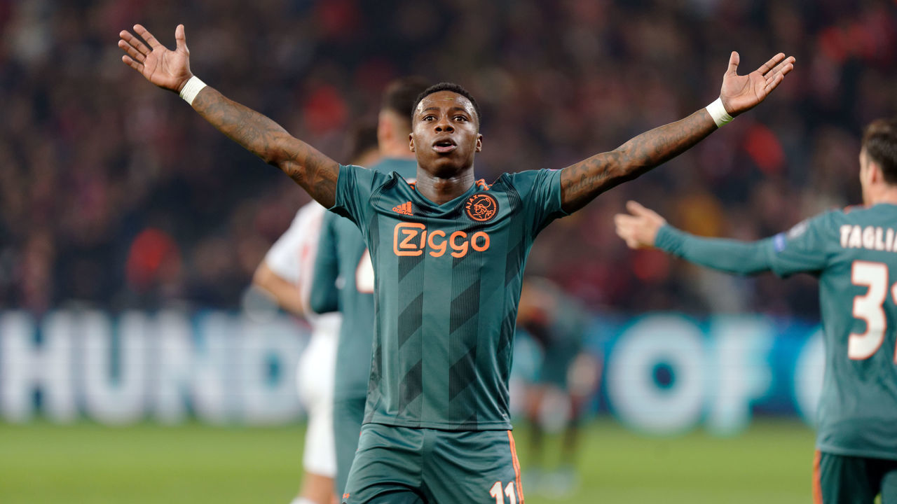 LILLE, FRANCE - NOVEMBER 27: Quincy Promes of Ajax celebrates after scoring the second goal of his team during the UEFA Champions League group H match between Lille OSC and AFC Ajax Amsterdam at Stade Pierre Mauroy on November 27, 2019 in Lille, France.