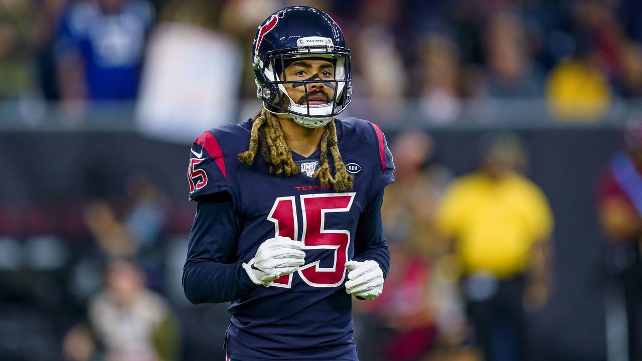 HOUSTON, TX - NOVEMBER 21: Houston Texans wide receiver Will Fuller (15) lines up during the game between the Indianapolis Colts and Houston Texas on November 21, 2019 at NRG Stadium in Houston, TX.