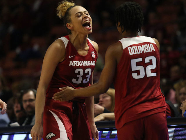 Dungee No 25 Arkansas Women Defeat Fordham Thescore Com