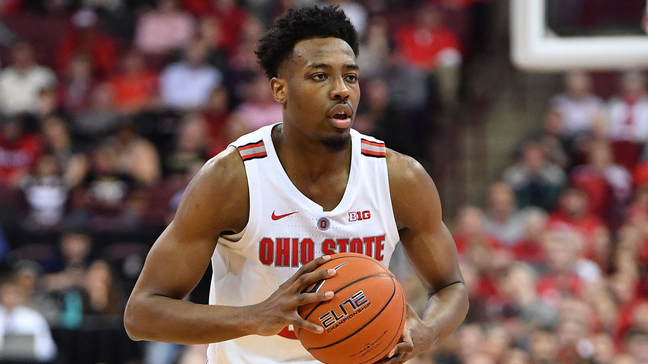 COLUMBUS, OH - JANUARY 23: Andre Wesson #24 of the Ohio State Buckeyes controls the ball against the Purdue Boilermakers on January 23, 2019 at Value City Arena in Columbus, Ohio.