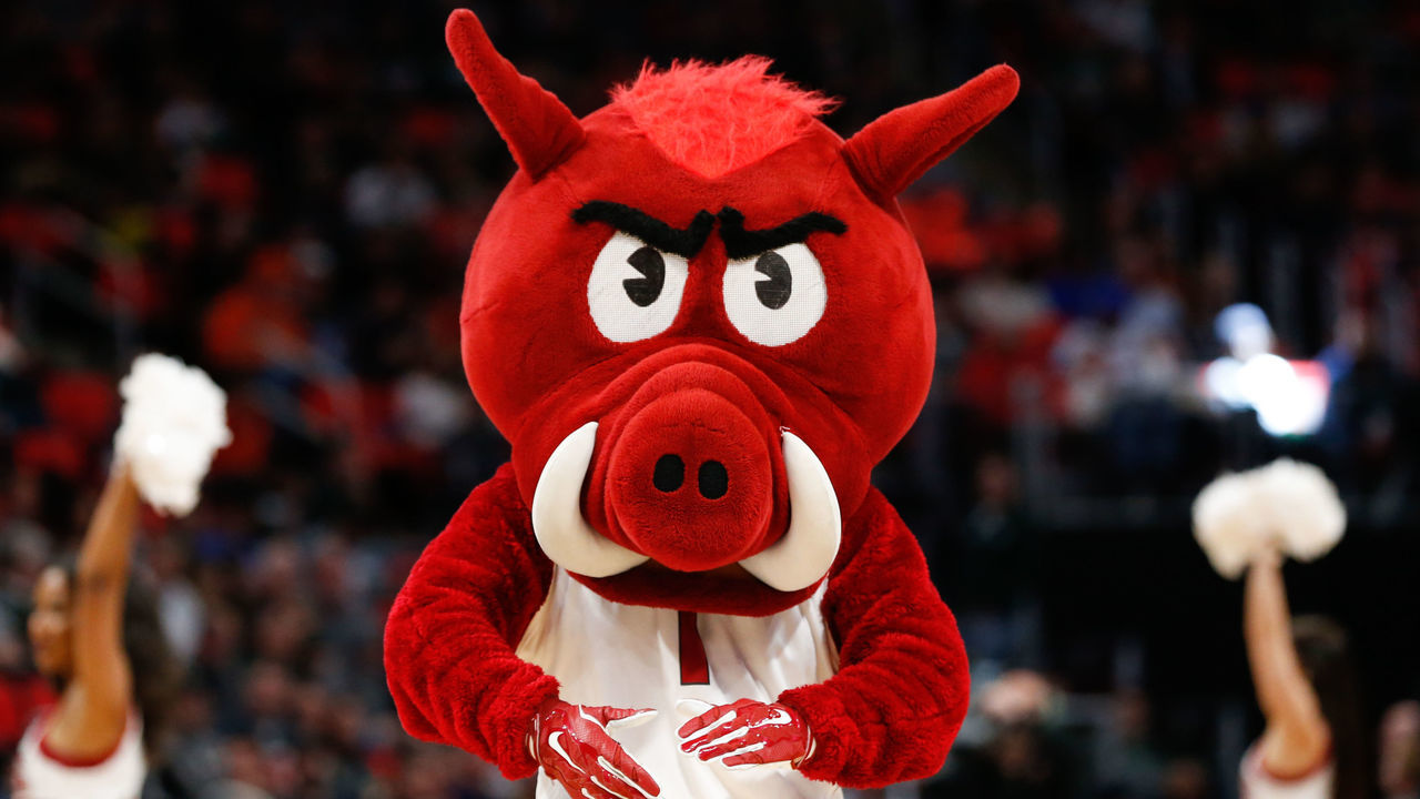 DETROIT, MI - MARCH 16: The Arkansas mascot entertains during a timeout during the NCAA Division I Men's Championship First Round basketball game between the Arkansas Razorbacks and the Butler Bulldogs on March 16, 2018 at Little Caesars Arena in Detroit, Michigan.