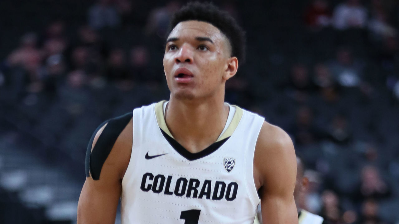 LAS VEGAS, NEVADA - MARCH 13: Tyler Bey #1 of the Colorado Buffaloes shooting free throws against the California Golden Bears during a first-round game of the Pac-12 basketball tournament at T-Mobile Arena on March 13, 2019 in Las Vegas, Nevada.