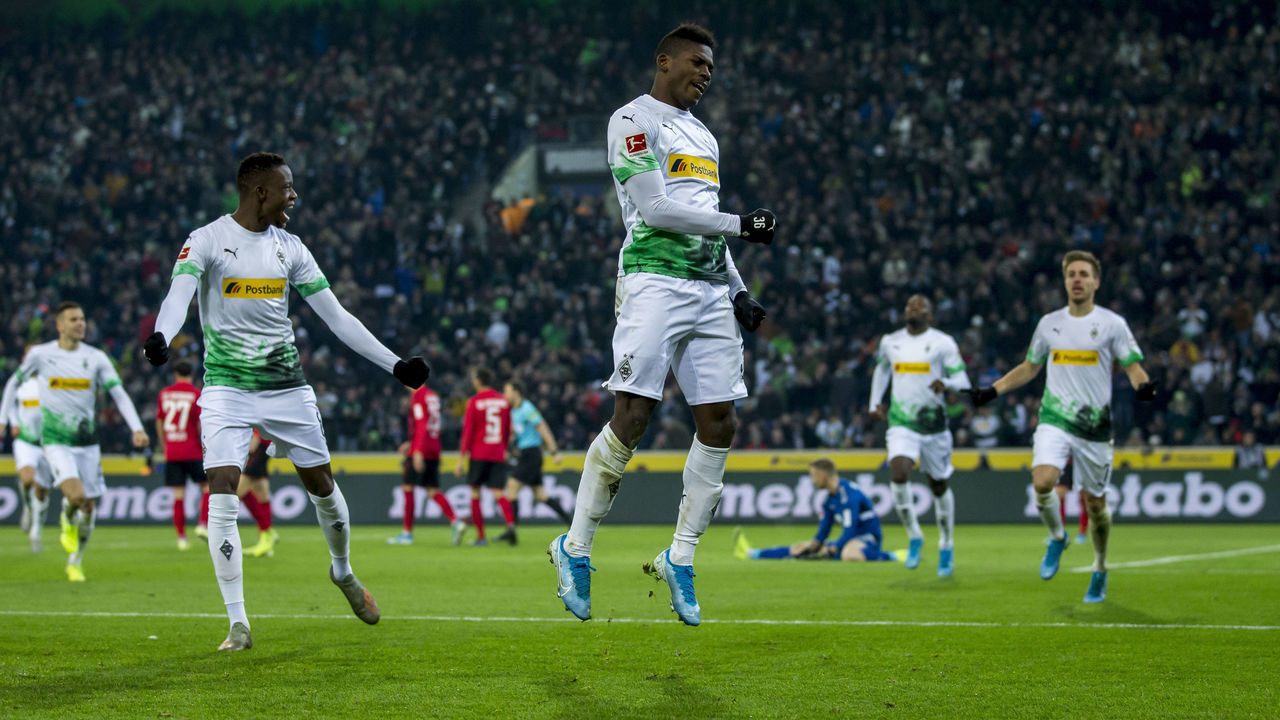 MOENCHENGLADBACH, GERMANY - DECEMBER 01:Breel Embolo of Borussia Moenchengladbach celebrates the goal during the Bundesliga match between Borussia Moenchengladbach and SC Freiburg at Borussia-Park on December 01, 2019 in Moenchengladbach, Germany.