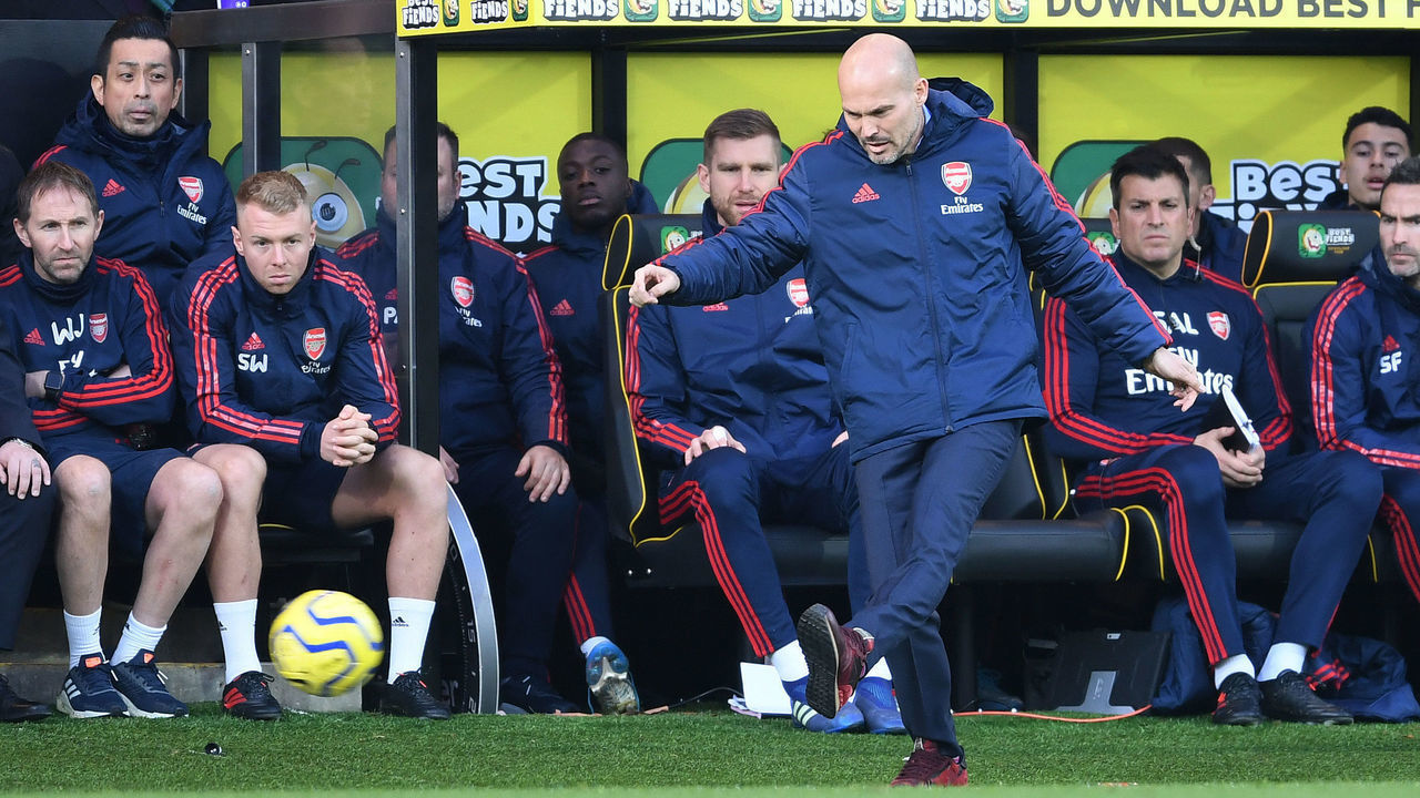 NORWICH, ENGLAND - DECEMBER 01: Arsenal Interim Coach Freddie Ljungberg during the Premier League match between Norwich City and Arsenal FC at Carrow Road on December 01, 2019 in Norwich, United Kingdom.