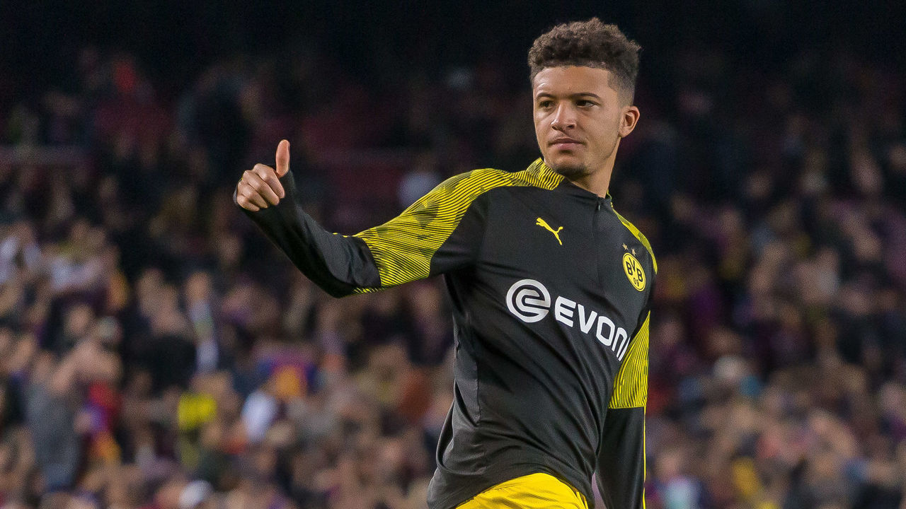 BARCELONA, SPAIN - NOVEMBER 27: Jadon Sancho of Borussia Dortmund gestures during the UEFA Champions League group F match between FC Barcelona and Borussia Dortmund at Camp Nou on November 27, 2019 in Barcelona, Spain.