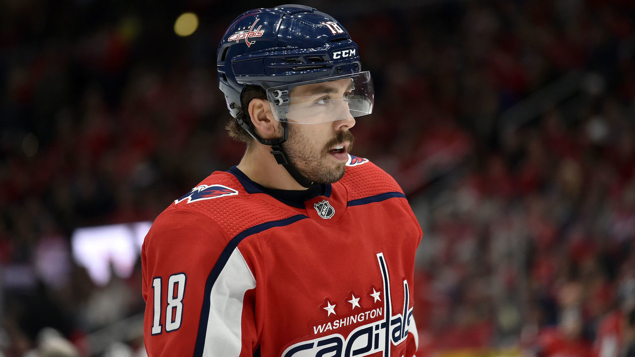 WASHINGTON, DC - NOVEMBER 03: Capitals center Chandler Stephenson (18) rests during a stoppage during the Calgary Flames vs. Washington Capitals on November 3, 2019 at Capital One Arena in Washington, D.C..