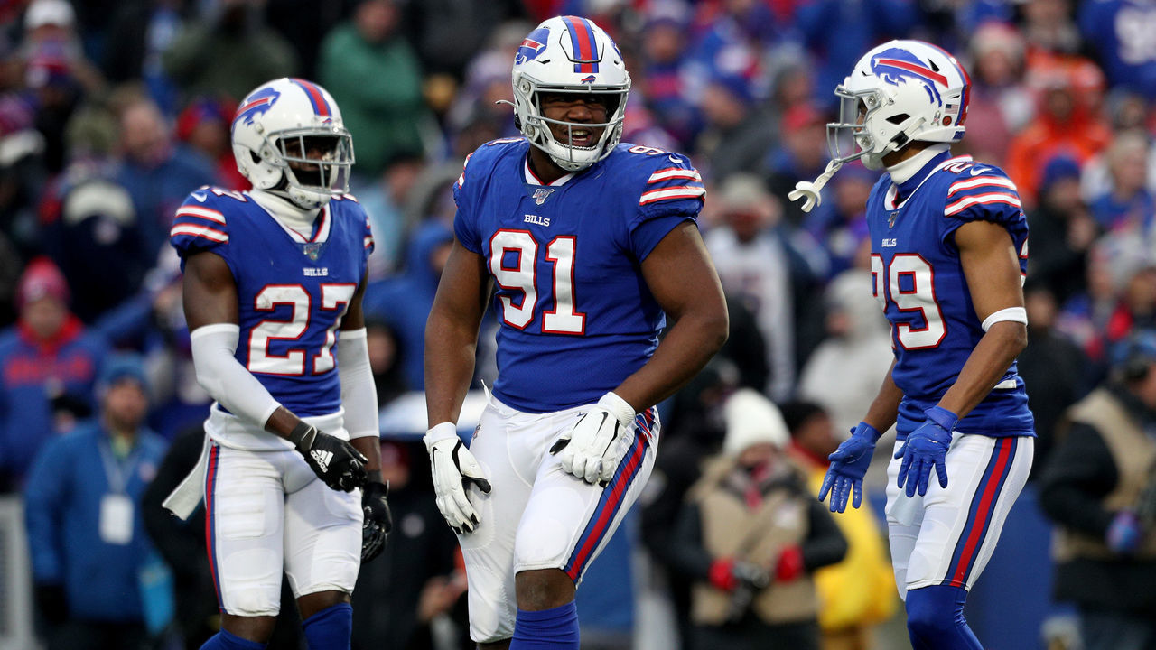 ORCHARD PARK, NEW YORK - NOVEMBER 24: Ed Oliver #91 of the Buffalo Bills celebrates after making a sack during the fourth quarter of an NFL game against the Denver Broncos at New Era Field on November 24, 2019 in Orchard Park, New York. Buffalo Bills defeated the Denver Broncos 20-3.