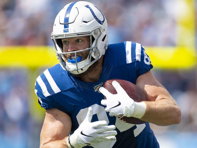 NASHVILLE, TN - SEPTEMBER 15: Jack Doyle #84 of the Indianapolis Colts runs with the ball during the third quarter against the Tennessee Titans at Nissan Stadium on September 15, 2019 in Nashville, Tennessee. Indianapolis defeats Tennessee 19-17.