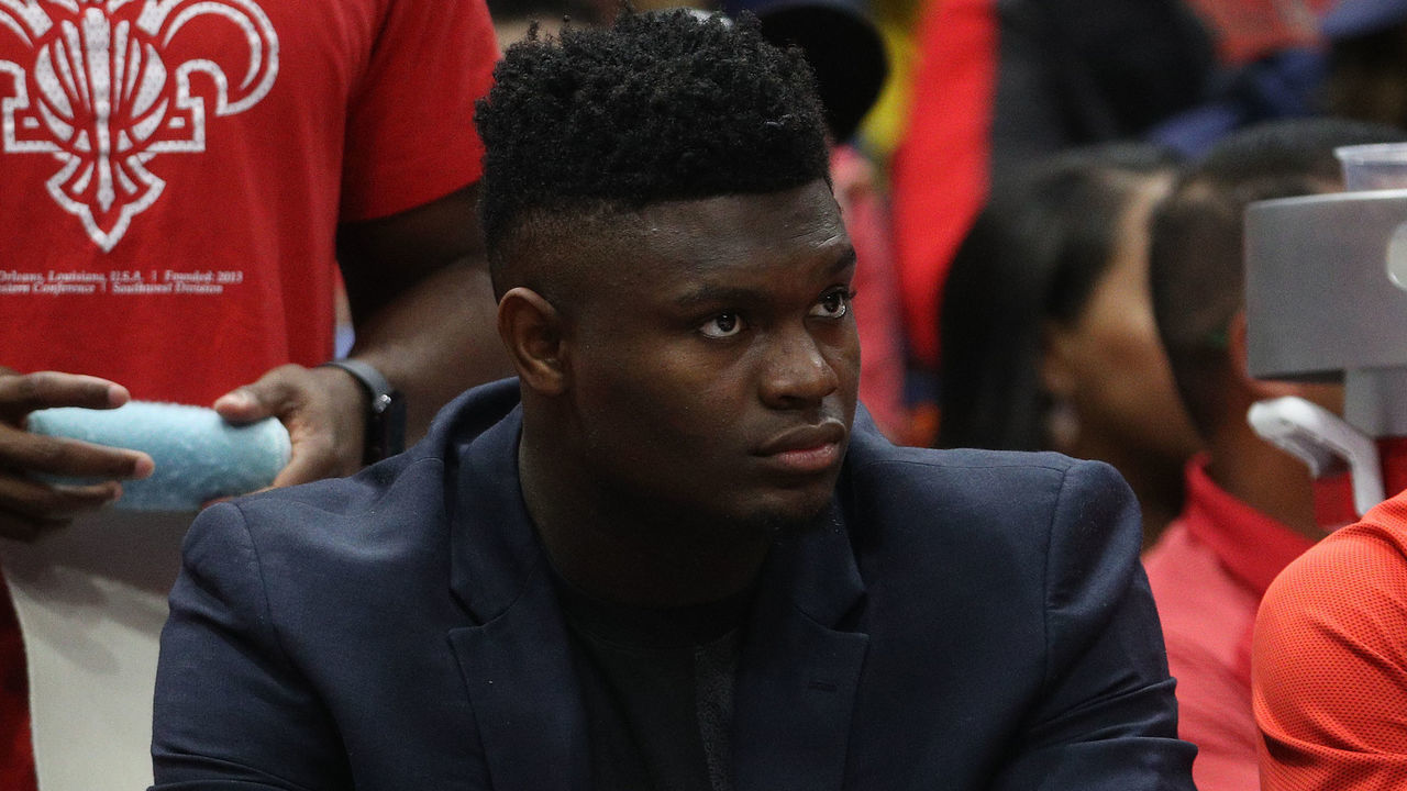 NEW ORLEANS, LOUISIANA - NOVEMBER 27: Zion Williamson #1 of the New Orleans Pelicans sits on the bench during the game against the Los Angeles Lakers at Smoothie King Center on November 27, 2019 in New Orleans, Louisiana. NOTE TO USER: User expressly acknowledges and agrees that, by downloading and/or using this photograph, user is consenting to the terms and conditions of the Getty Images License Agreement