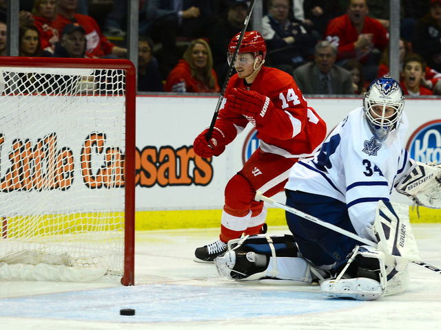 James Reimer's agent tweets Toronto goalie blamed when 'team plays poor defensively'