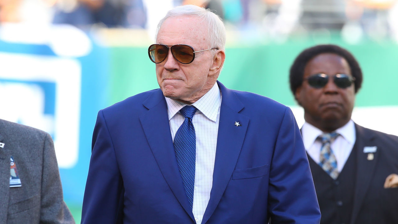 EAST RUTHERFORD, NJ - OCTOBER 13: Dallas Cowboys owner Jerry Jones on the field prior to the National Football League game between the New York Jets and the Dallas Cowboys on October 13, 2019 at MetLife Stadium in East Rutherford, NJ.