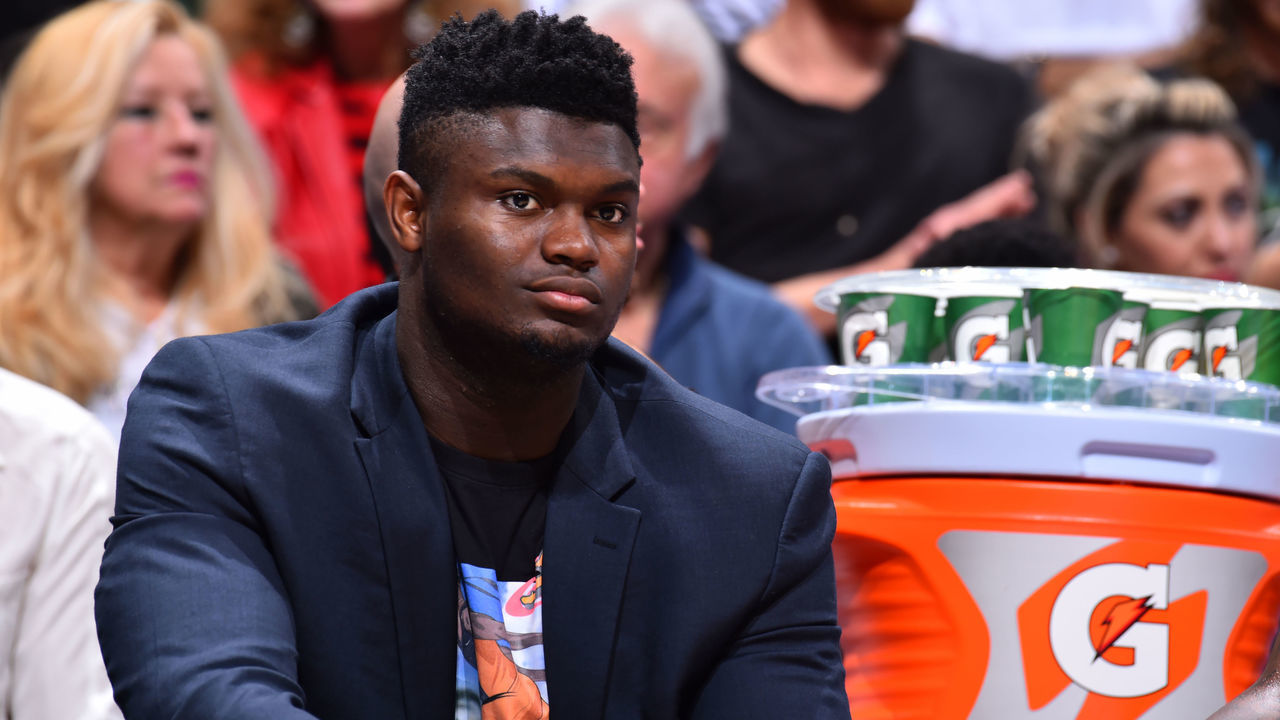 MIAMI, FL - NOVEMBER 16: Zion Williamson #1 of the New Orleans Pelicans looks on against the Miami Heat on November 16, 2019 at the American Airlines Arena in Miami, Florida. NOTE TO USER: User expressly acknowledges and agrees that, by downloading and/or using this Photograph, user is consenting to the terms and conditions of the Getty Images License Agreement. Mandatory Copyright Notice: Copyright 2019 NBAE