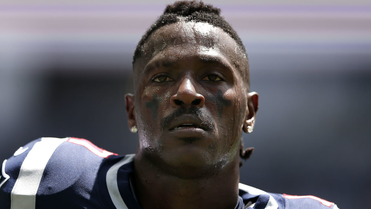 MIAMI, FLORIDA - SEPTEMBER 15: Antonio Brown #17 of the New England Patriots looks on prior to the game between the Miami Dolphins and the New England Patriots at Hard Rock Stadium on September 15, 2019 in Miami, Florida.
