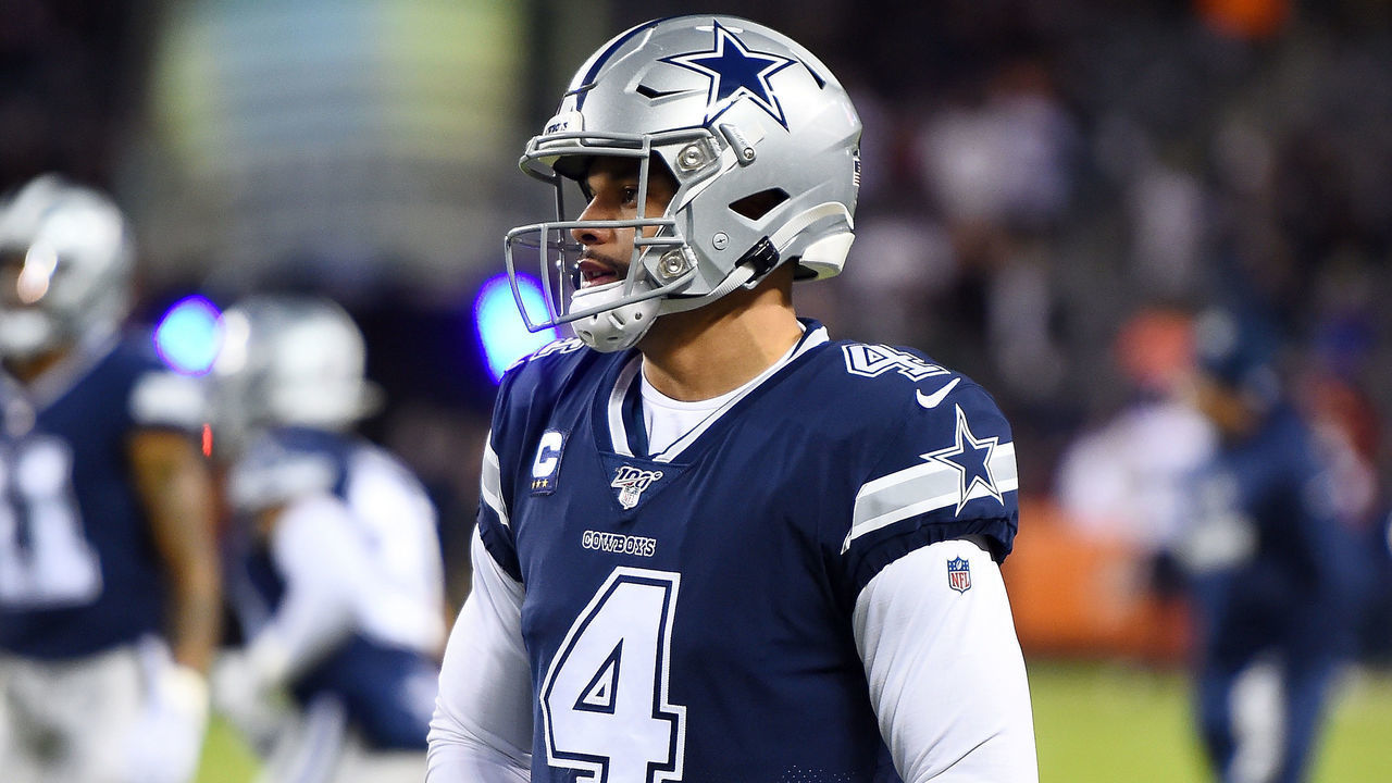 CHICAGO, ILLINOIS - DECEMBER 05: Dak Prescott #4 of the Dallas Cowboys participates in warmups prior to a game against the Chicago Bears at Soldier Field on December 05, 2019 in Chicago, Illinois. The Bears defeated the Cowboys 31-24.
