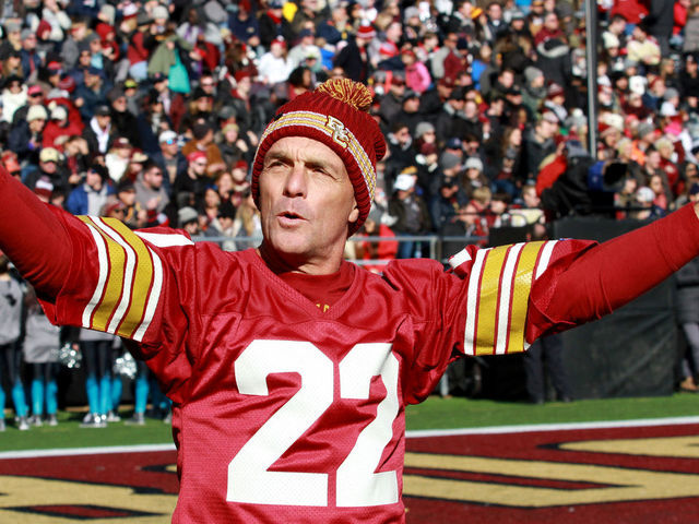 Flutie wishes he could play in today's NFL: 'It'd be a blast'