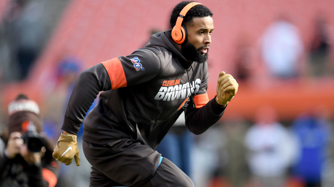 CLEVELAND, OHIO - DECEMBER 08: Wide receiver Odell Beckham #13 of the Cleveland Browns warms up prior to the game against the Cincinnati Bengals at FirstEnergy Stadium on December 08, 2019 in Cleveland, Ohio.