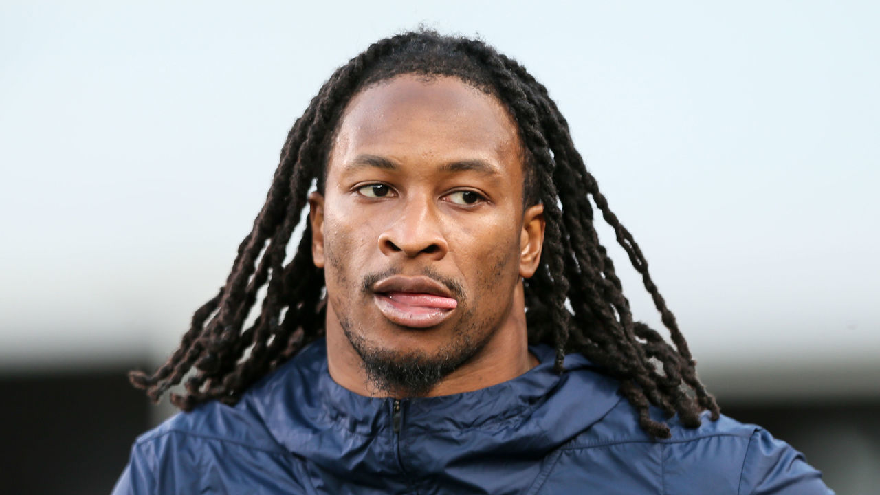 LOS ANGELES, CA - NOVEMBER 25: Los Angeles Rams running back Todd Gurley (30) before the Baltimore Ravens vs Los Angeles Rams football game on November 25, 2019, at the Los Angeles Memorial Coliseum in Los Angeles, CA.