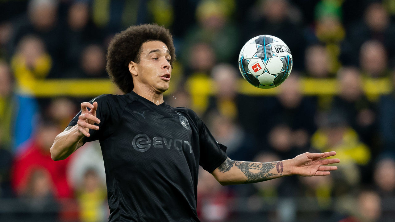 DORTMUND, GERMANY - DECEMBER 07: Axel Witsel of Borussia Dortmund controls the ball during the Bundesliga match between Borussia Dortmund and Fortuna Duesseldorf at Signal Iduna Park on December 7, 2019 in Dortmund, Germany.
